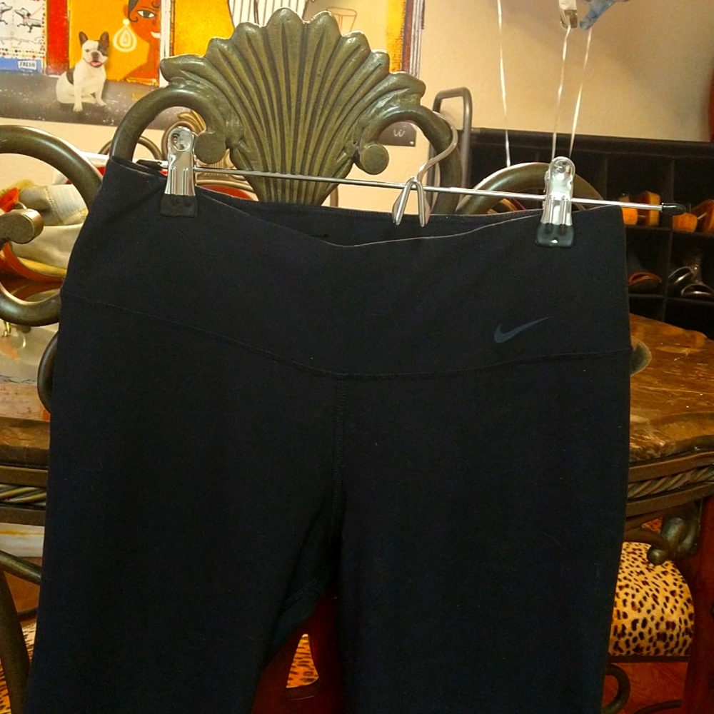 Nike black leggings